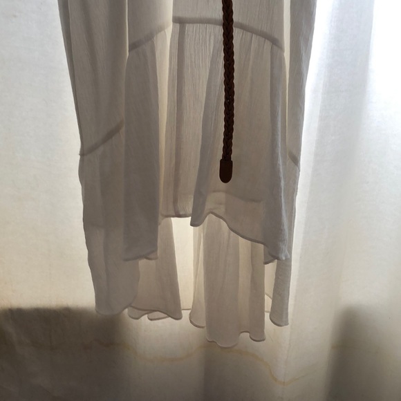 White dress with belt (NEW) - Picture 4 of 4